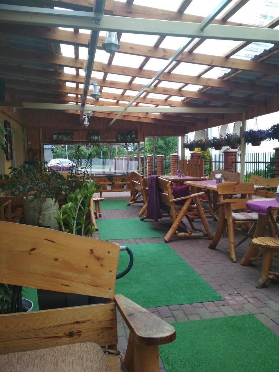 Pensjonat I Restauracja U Zdzicha Rowy  Extérieur photo