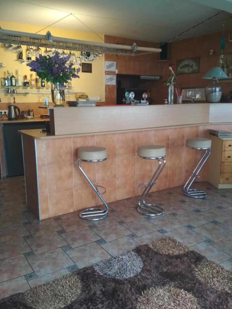 Pensjonat I Restauracja U Zdzicha Rowy  Extérieur photo