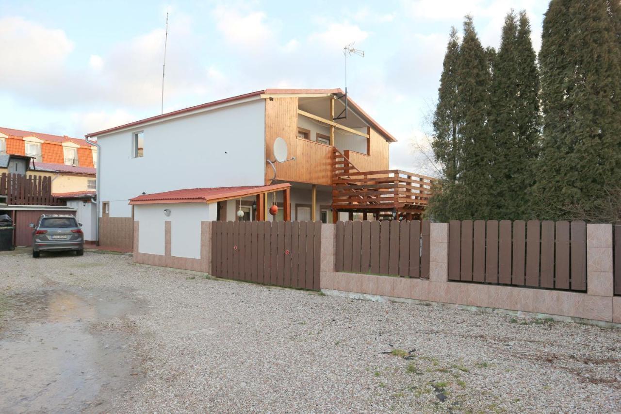 Pensjonat I Restauracja U Zdzicha Rowy  Extérieur photo